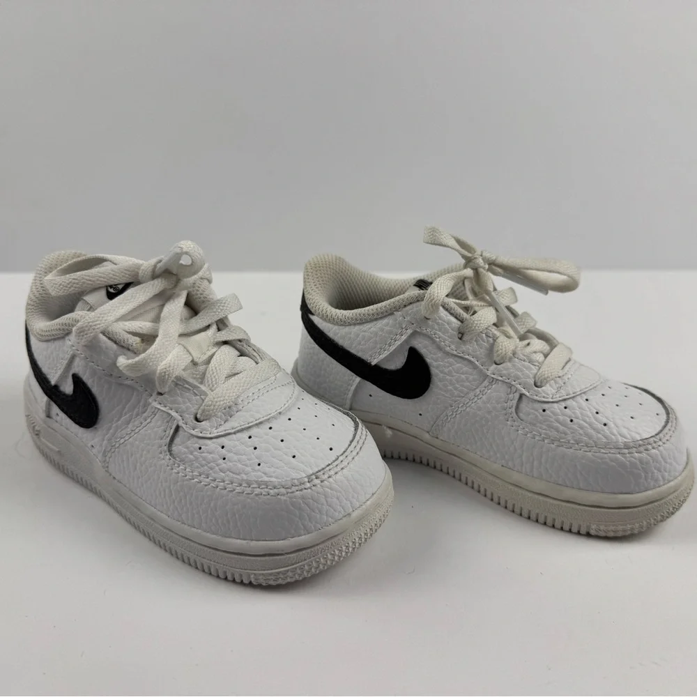 Nike Kids White and Black Sneakers